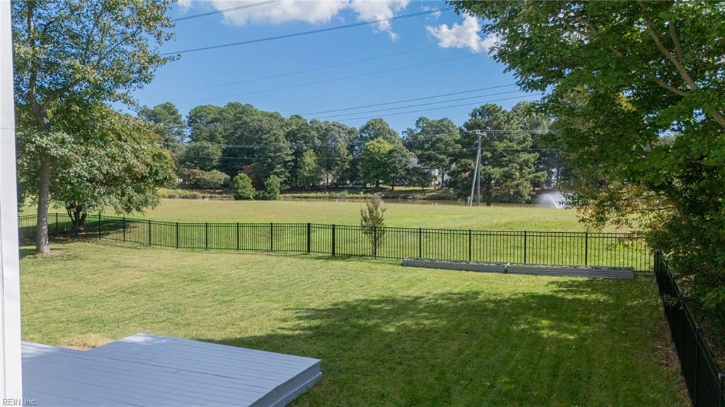 205 Clayton Drive Yorktown VA 23693