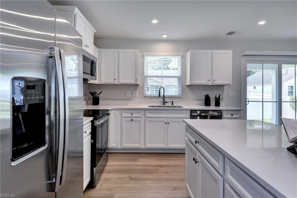 202 Franklins Tower Bend Williamsburg VA 23185