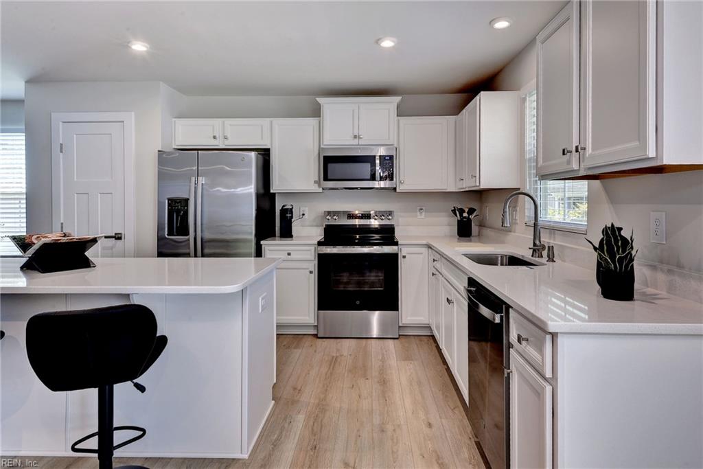 202 Franklins Tower Bend Williamsburg VA 23185