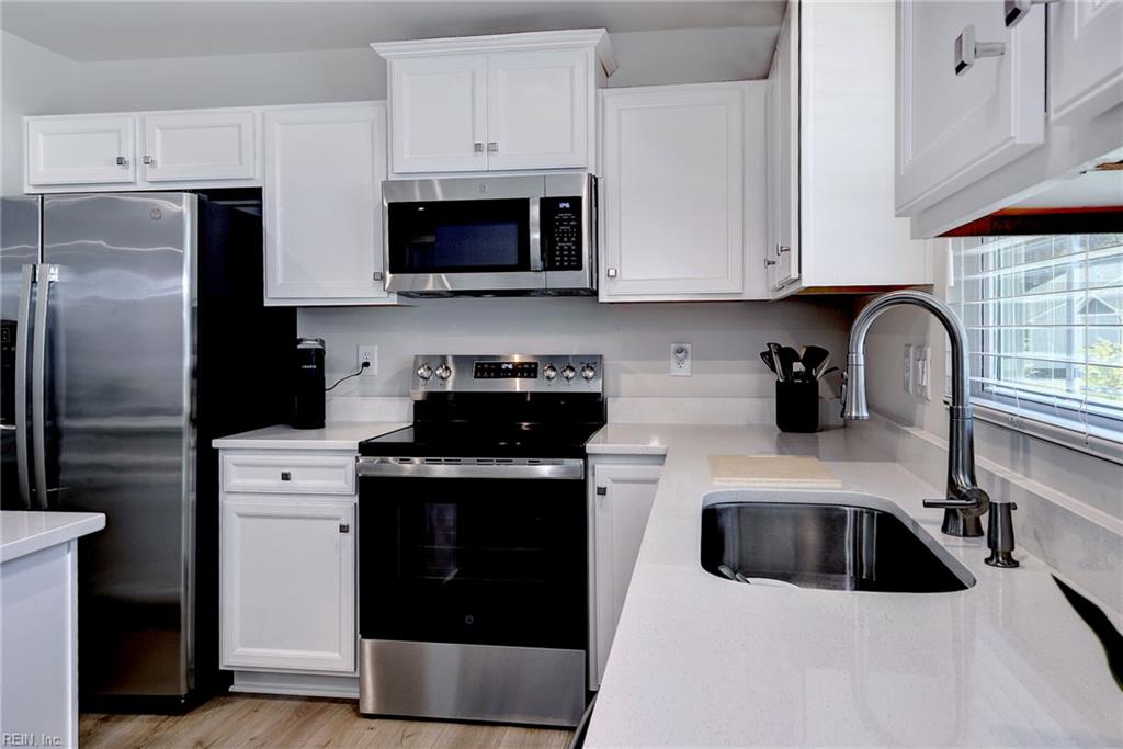 202 Franklins Tower Bend Williamsburg VA 23185
