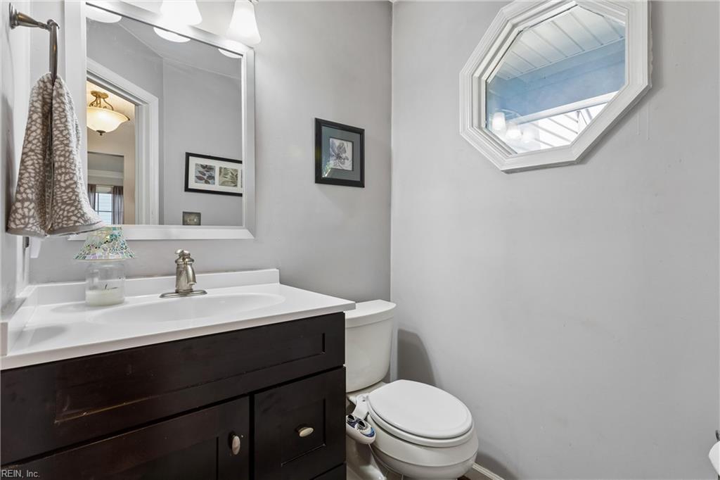 868 Weyanoke Lane Newport News VA 23608