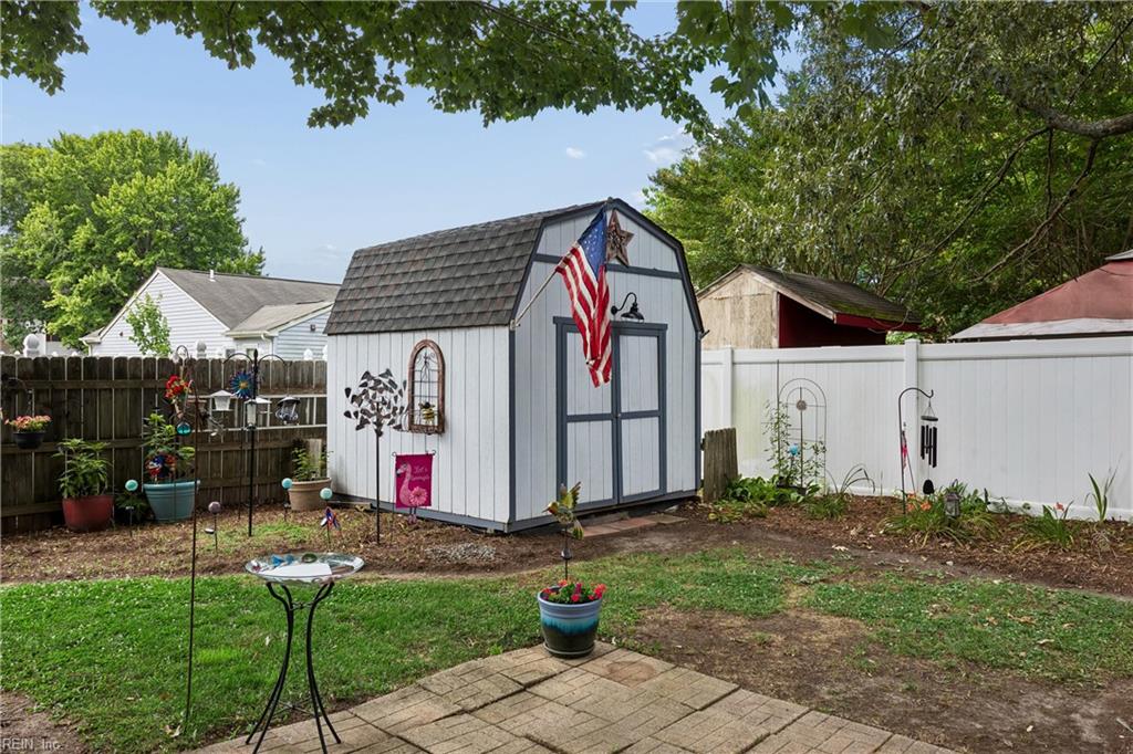868 Weyanoke Lane Newport News VA 23608