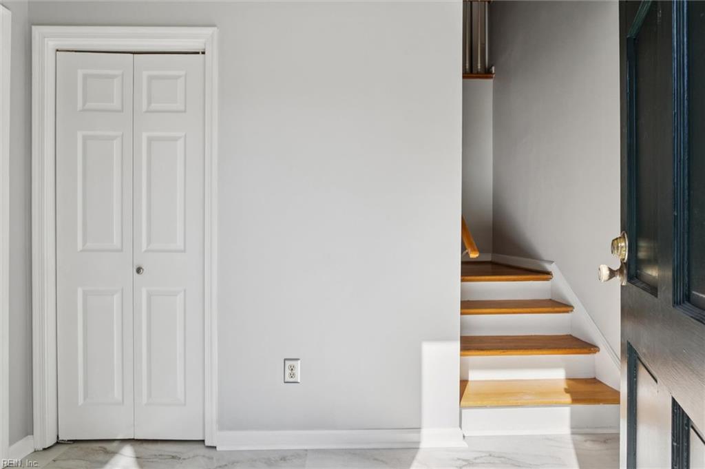 704 Prescott Circle Newport News VA 23602