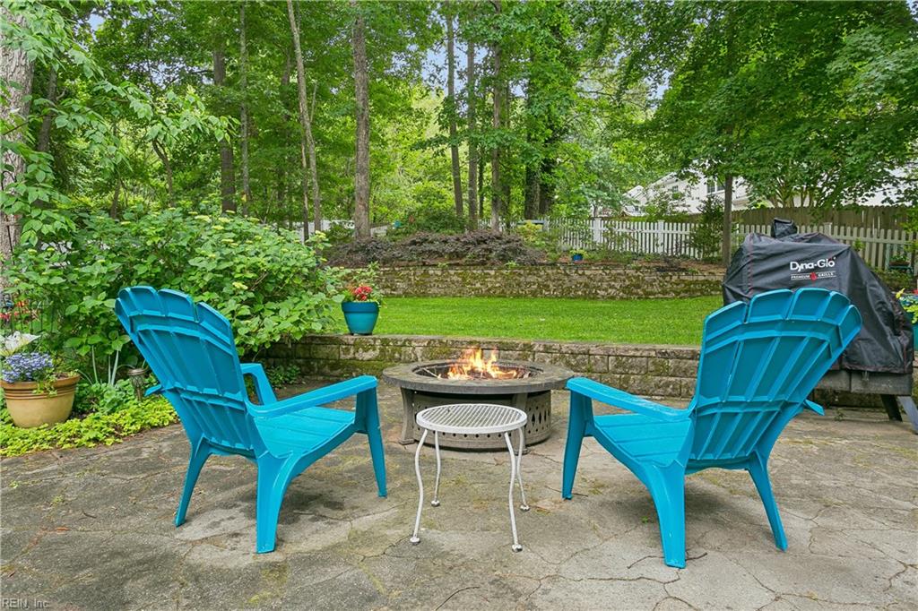 204 Jacobs Run Yorktown VA 23692