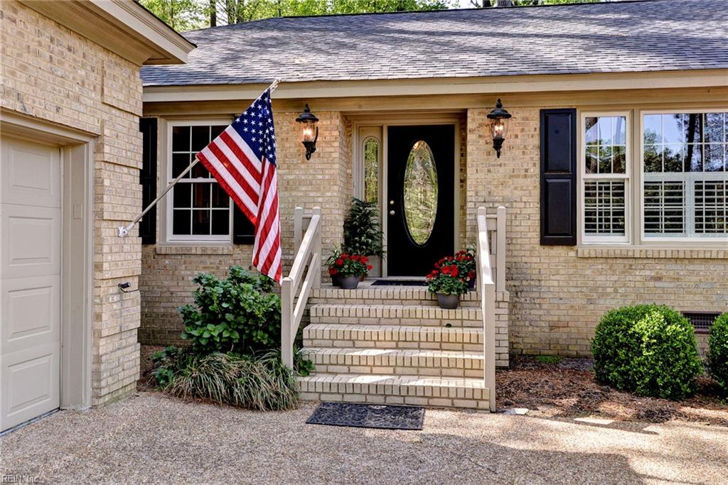 105 James Longstreet Williamsburg VA 23185