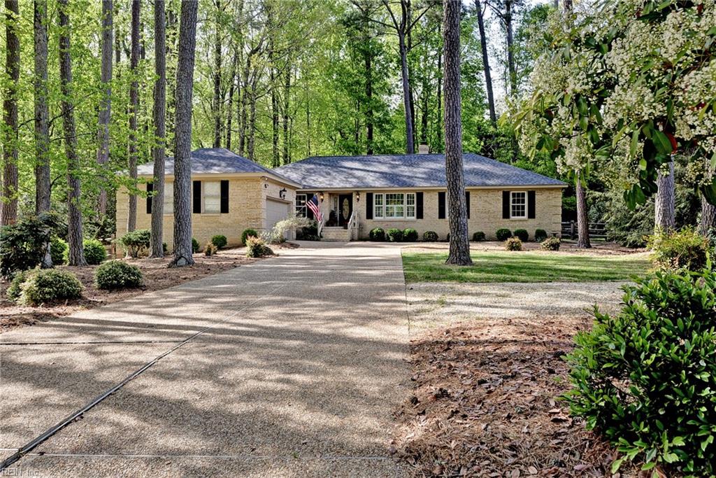 105 James Longstreet Williamsburg VA 23185