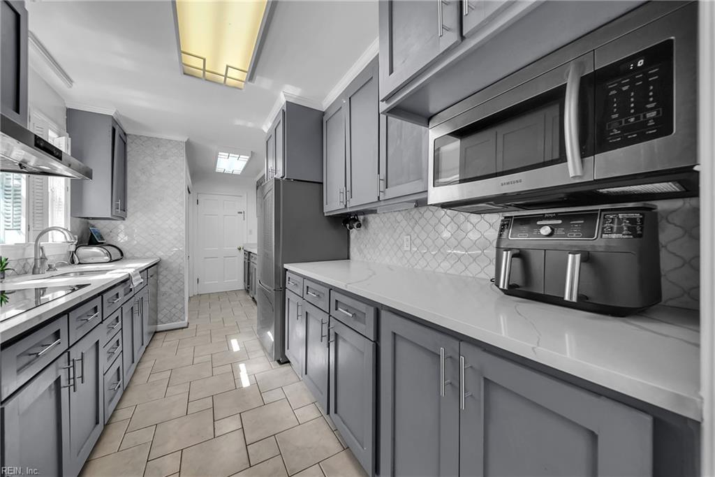 105 Cove Crescent Yorktown VA 23692