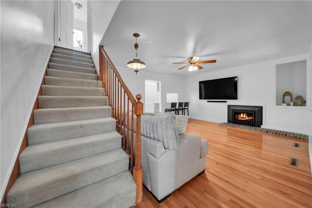 105 Cove Crescent Yorktown VA 23692