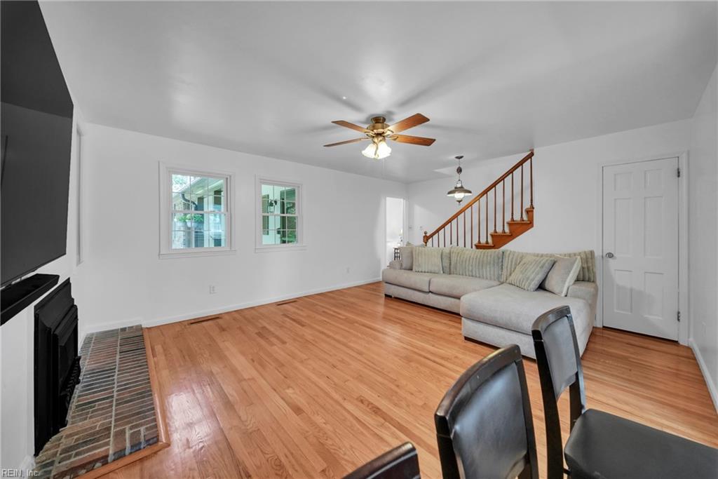 105 Cove Crescent Yorktown VA 23692