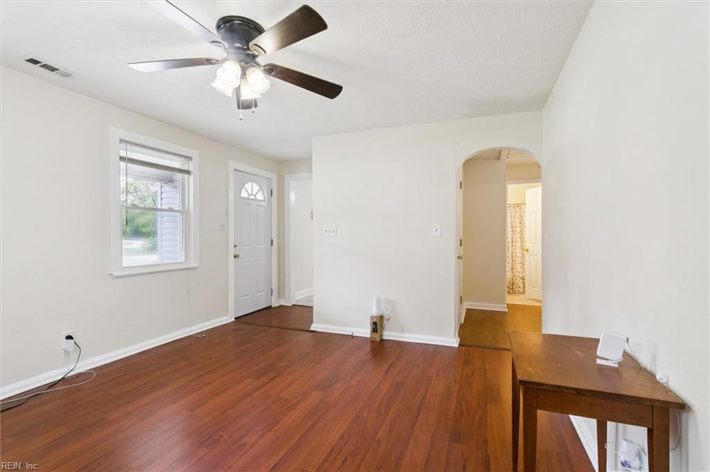 804 James Drive Newport News VA 23605