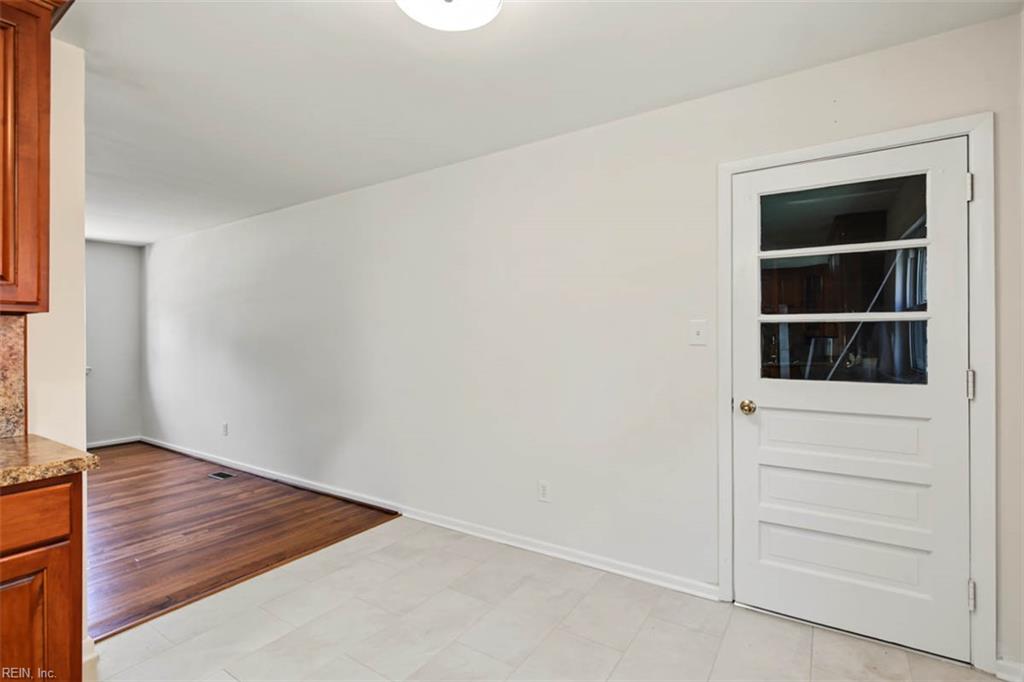 516 Brentwood Drive Newport News VA 23601