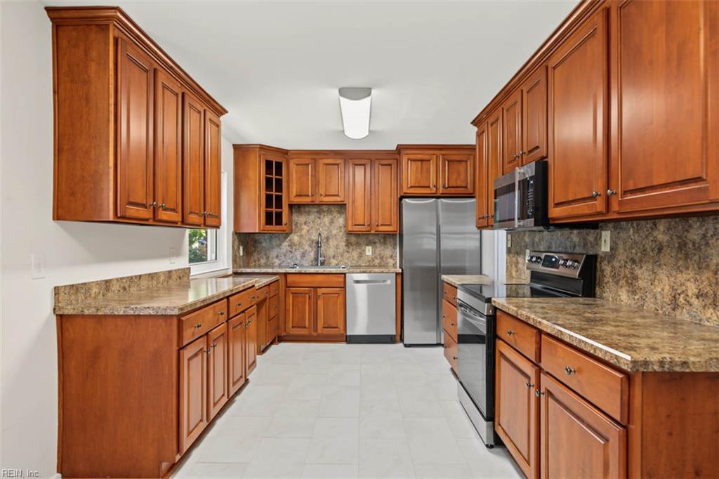 516 Brentwood Drive Newport News VA 23601