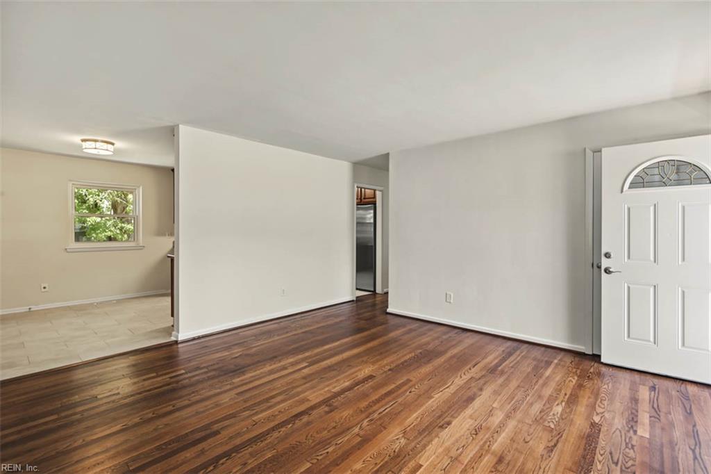 516 Brentwood Drive Newport News VA 23601