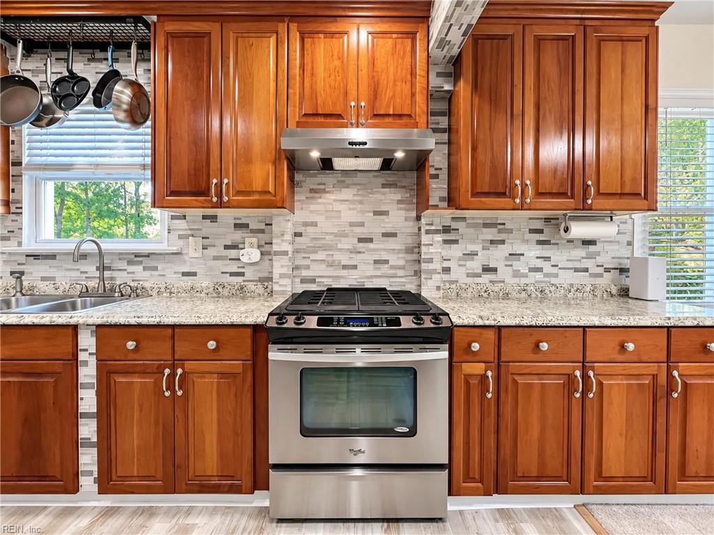 282 Eastwood Dr Drive Newport News VA 23602