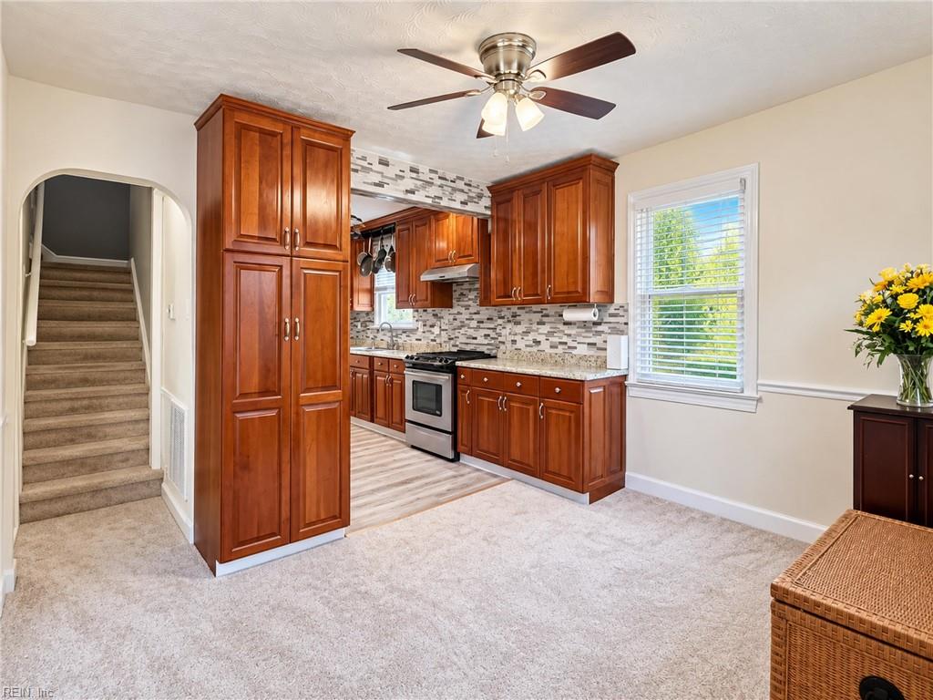 282 Eastwood Dr Drive Newport News VA 23602