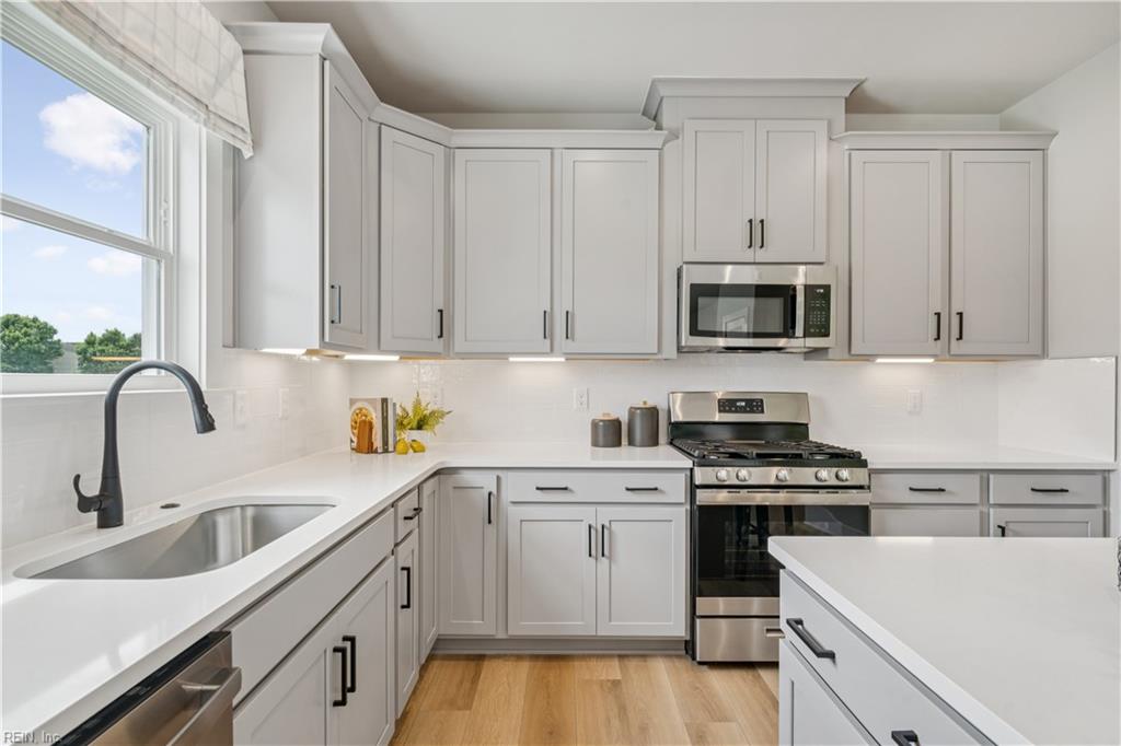 213 Orion Court Yorktown VA 23693