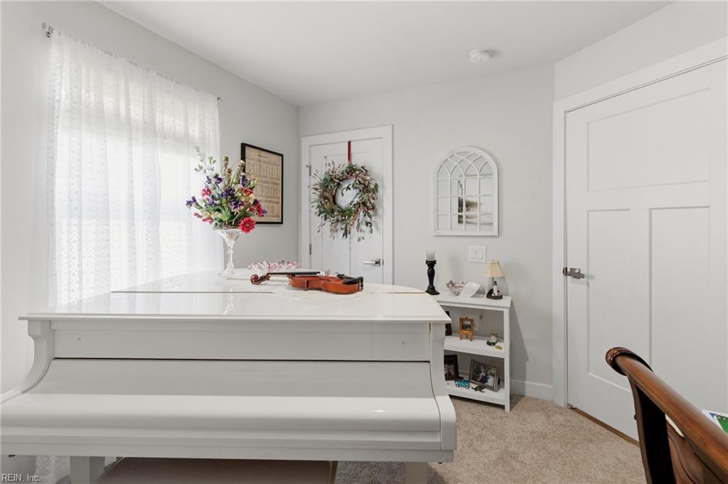 6982 Healy Avenue Gloucester VA 23061