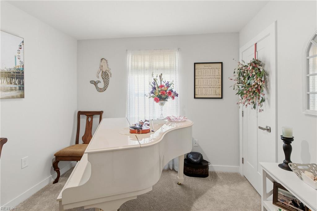 6982 Healy Avenue Gloucester VA 23061