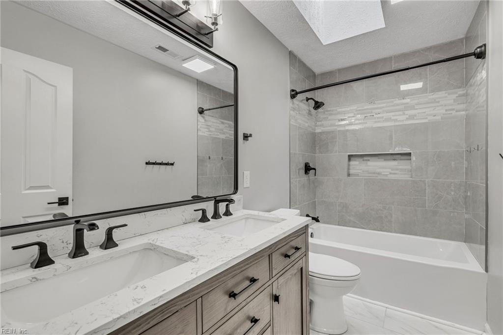 114 Runey Way Yorktown VA 23693