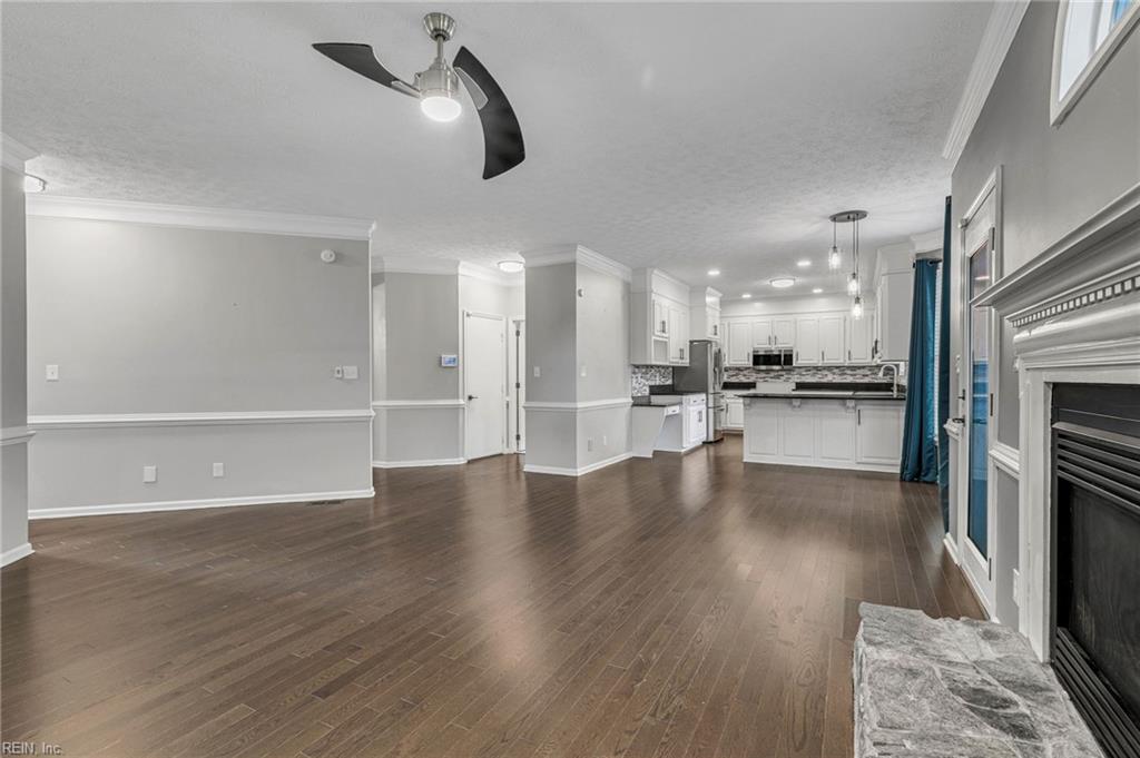 114 Runey Way Yorktown VA 23693
