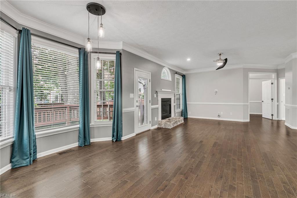 114 Runey Way Yorktown VA 23693