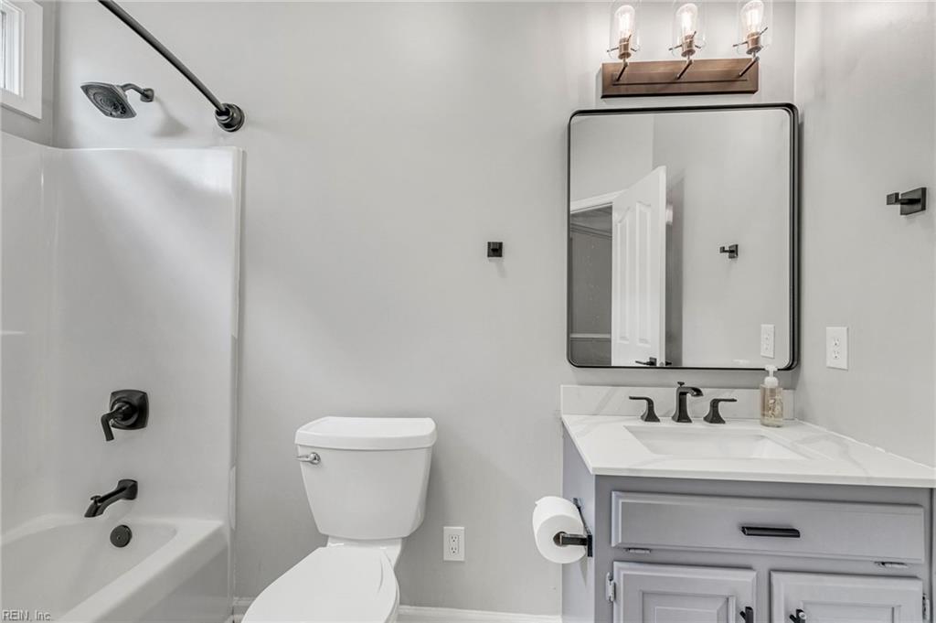 114 Runey Way Yorktown VA 23693