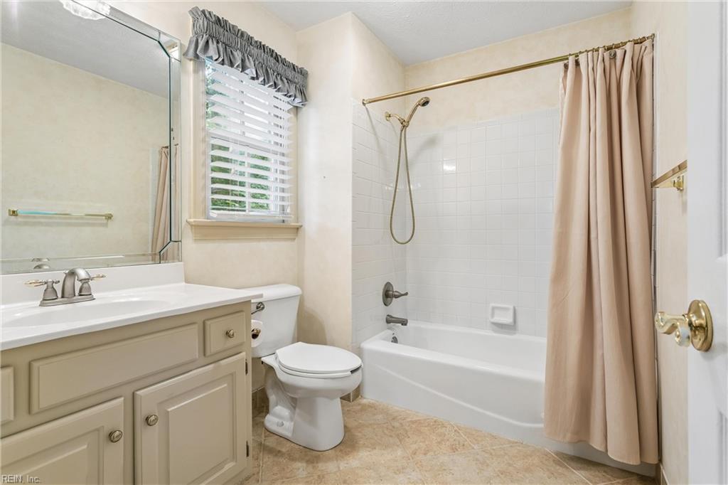 217 Yorkshire Drive Williamsburg VA 23185