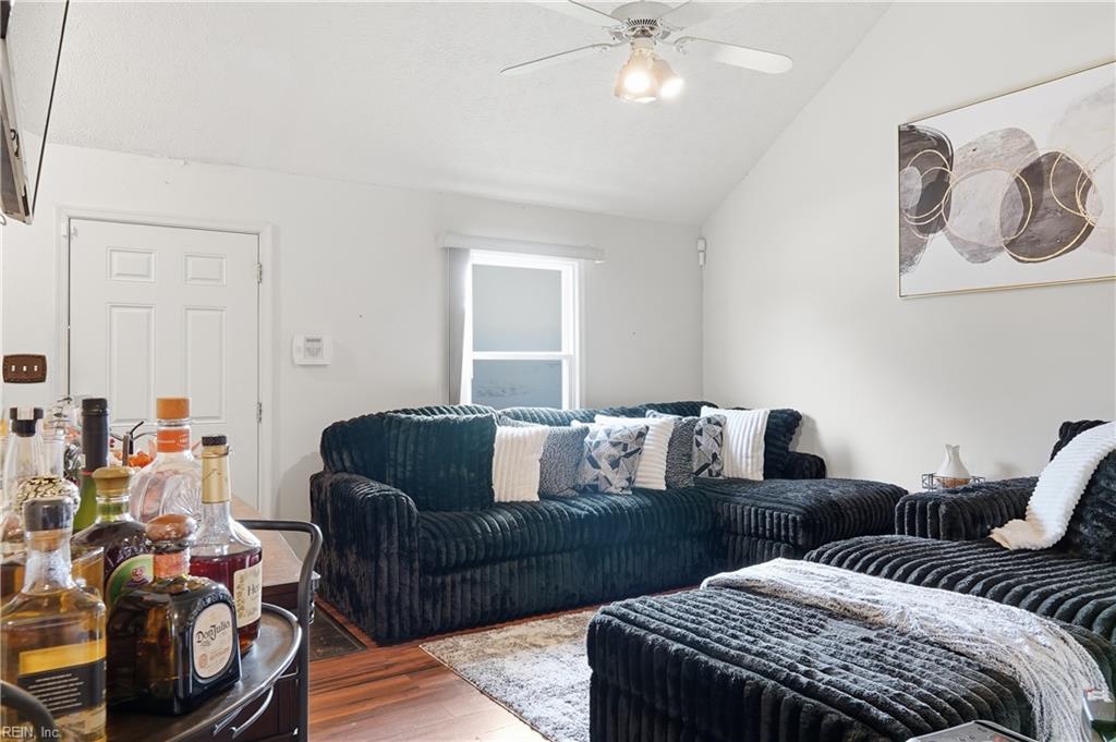124 Sycamore Avenue Newport News VA 23607