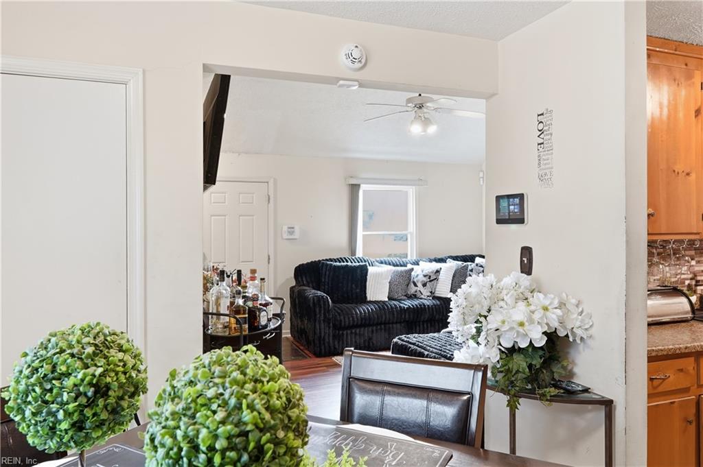 124 Sycamore Avenue Newport News VA 23607