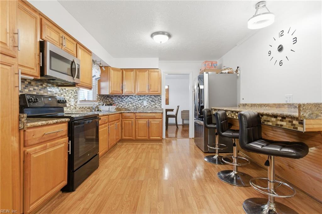 221 Hahn Place Newport News VA 23602