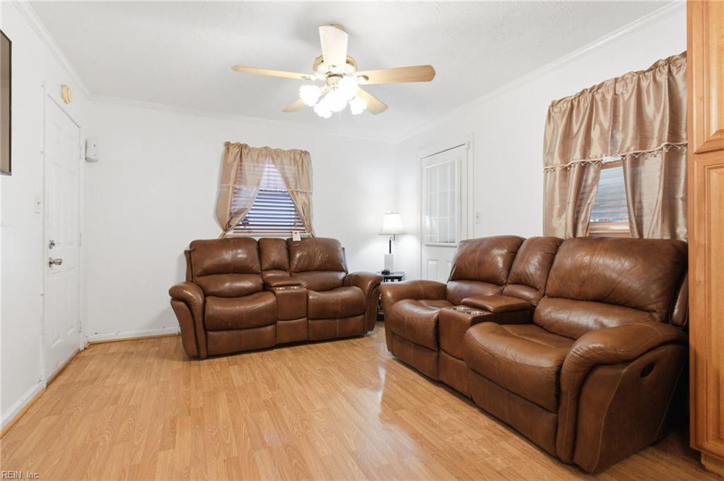 221 Hahn Place Newport News VA 23602