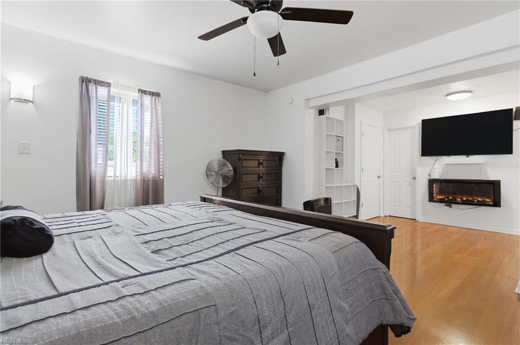 221 Hahn Place Newport News VA 23602