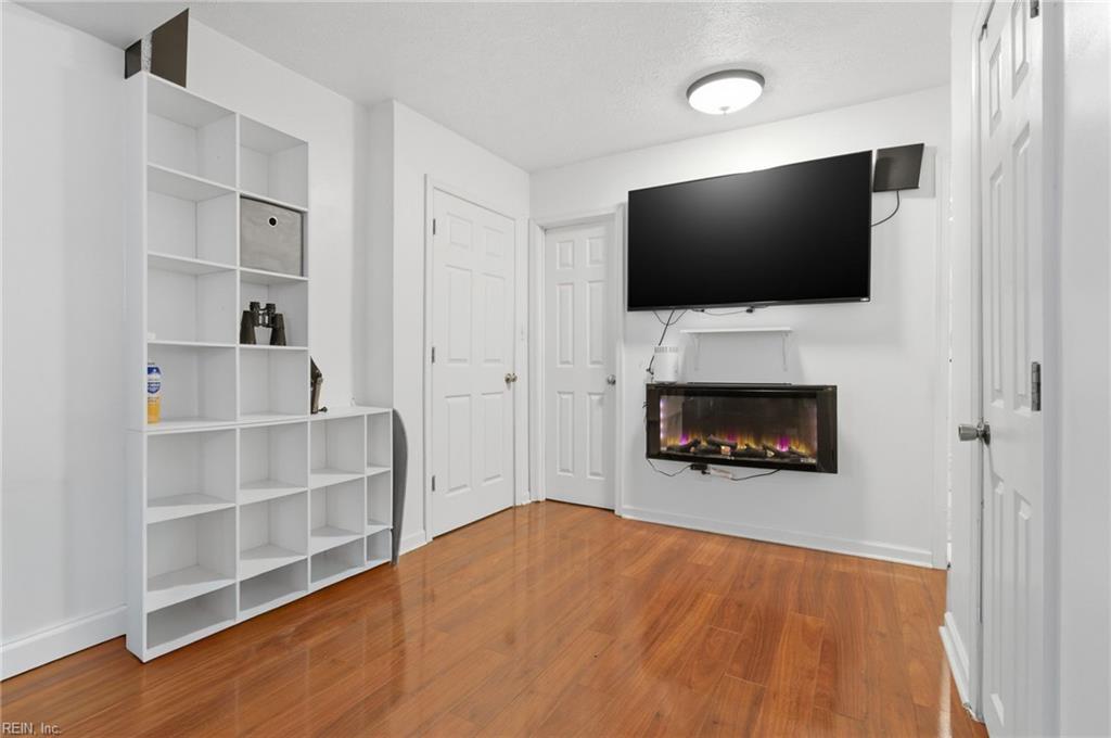 221 Hahn Place Newport News VA 23602