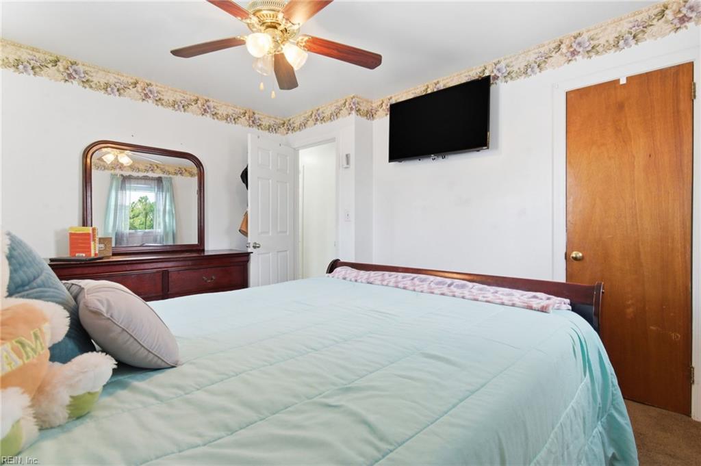 221 Hahn Place Newport News VA 23602
