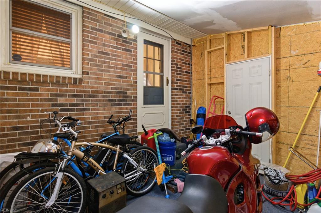 221 Hahn Place Newport News VA 23602
