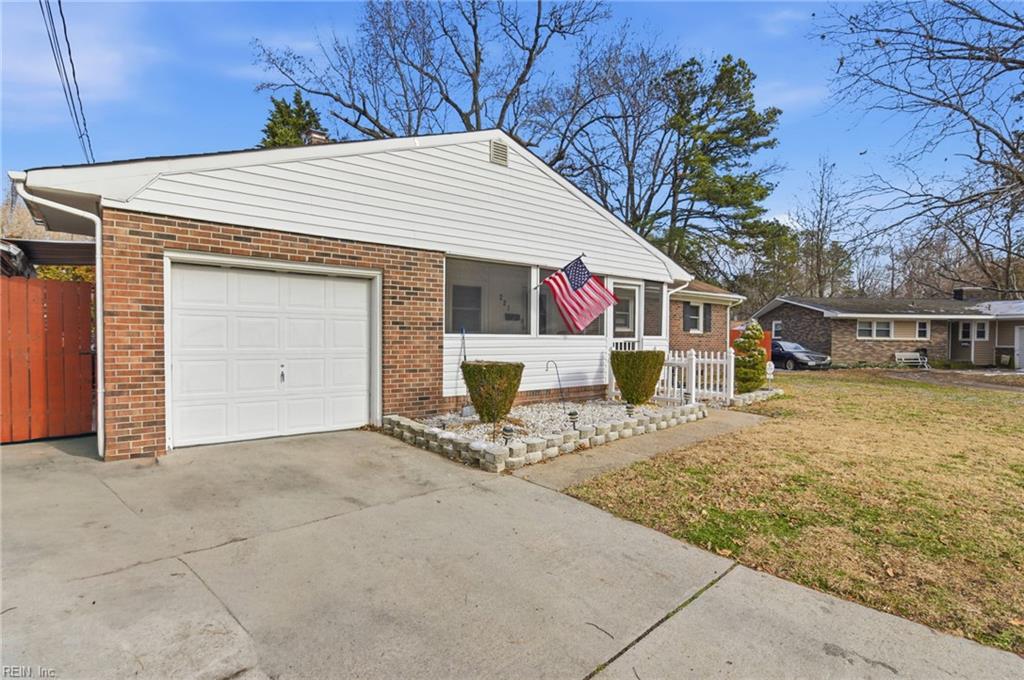 221 Hahn Place Newport News VA 23602