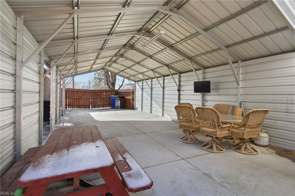 221 Hahn Place Newport News VA 23602