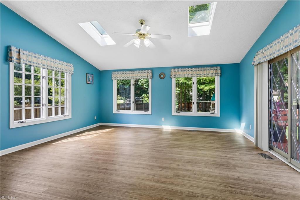 103 Kiskiac Turn Yorktown VA 23693