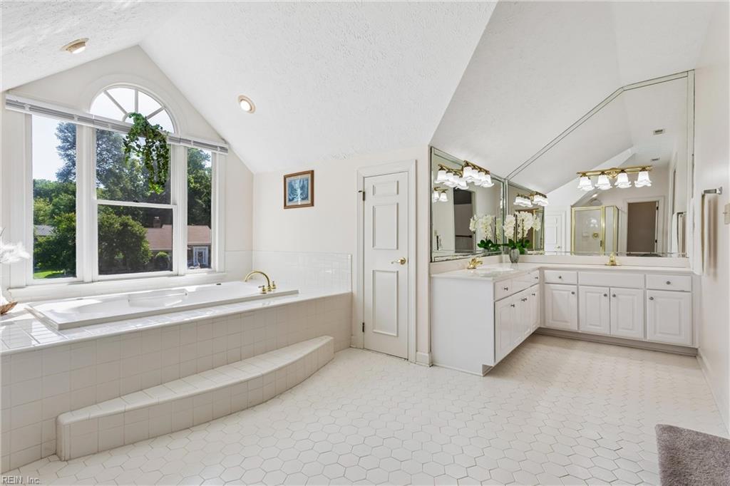 103 Kiskiac Turn Yorktown VA 23693