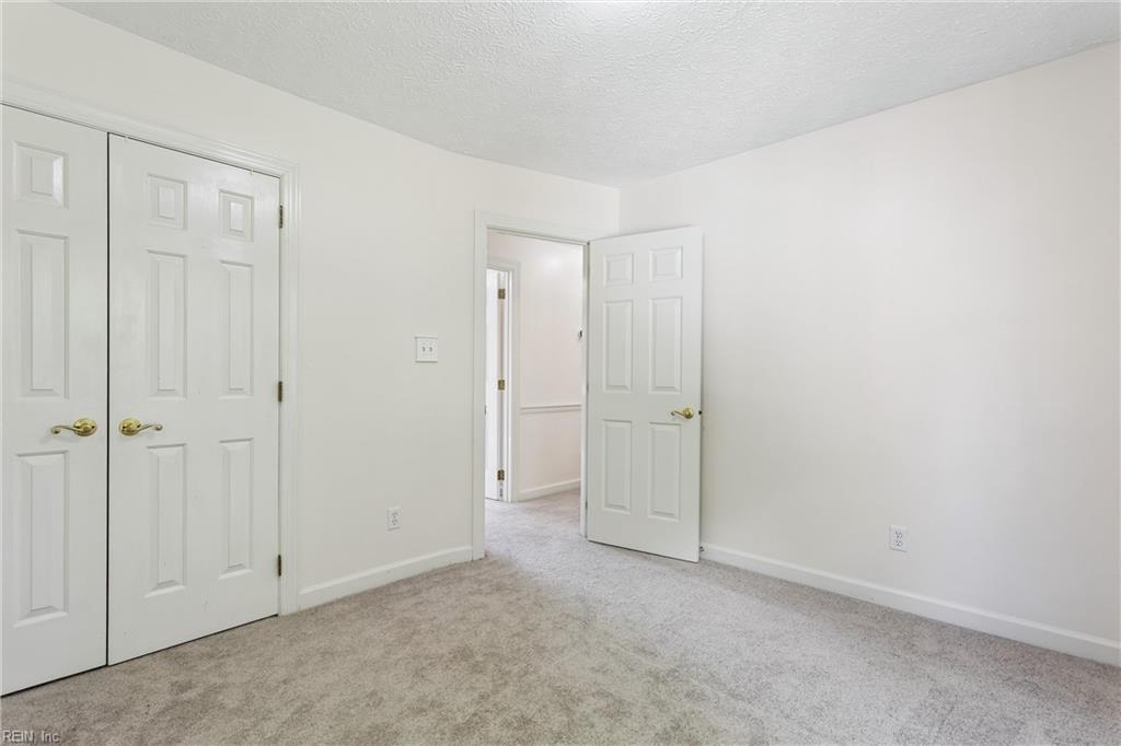 103 Kiskiac Turn Yorktown VA 23693