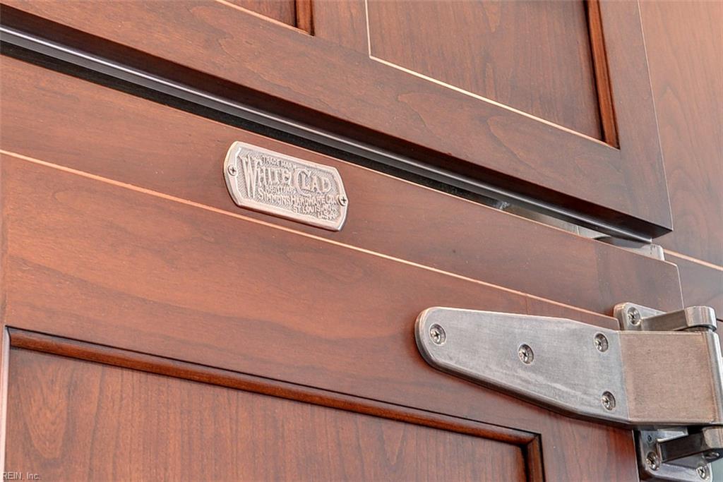 115 W Lancashire Williamsburg VA 23188