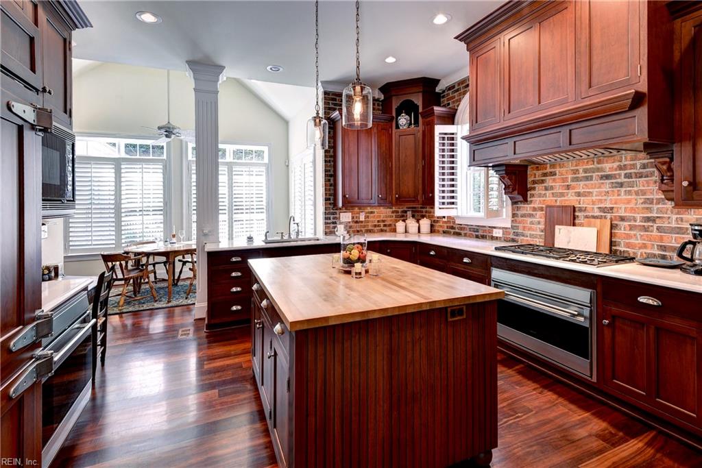 115 W Lancashire Williamsburg VA 23188