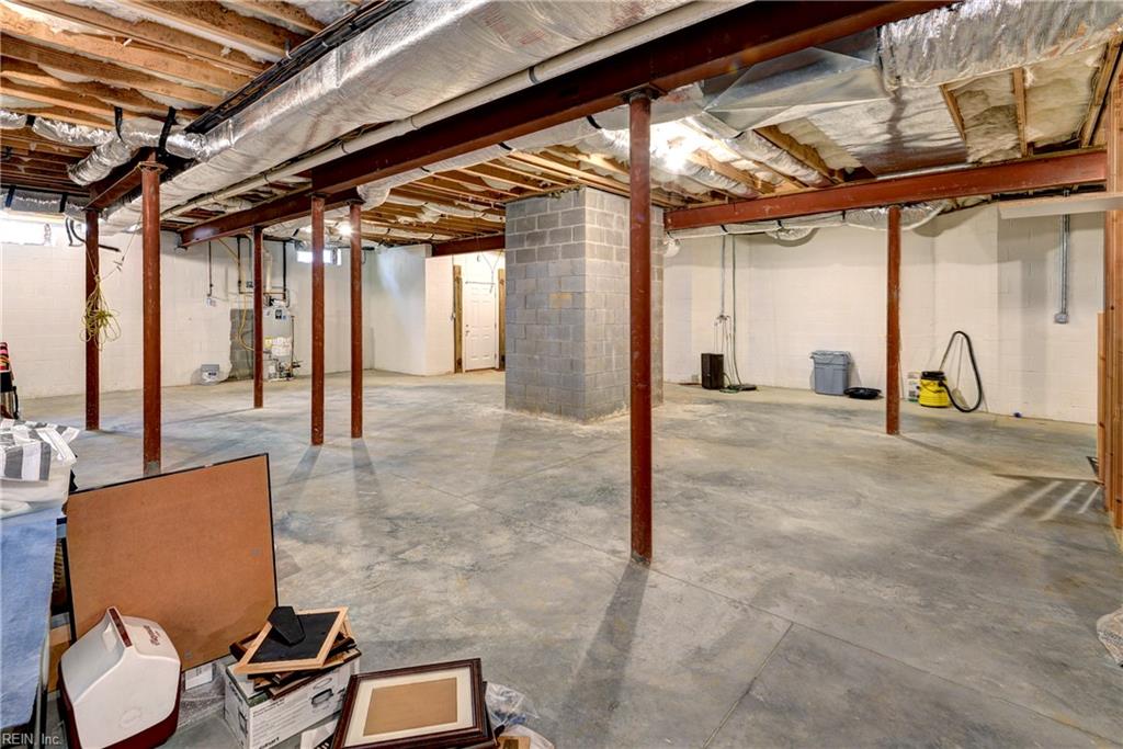 115 W Lancashire Williamsburg VA 23188