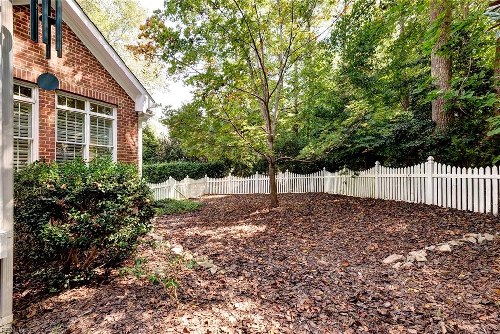 115 W Lancashire Williamsburg VA 23188