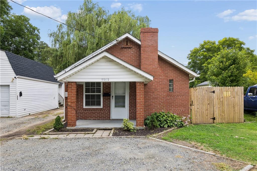 5909 Old Avenue Newport News VA 23605