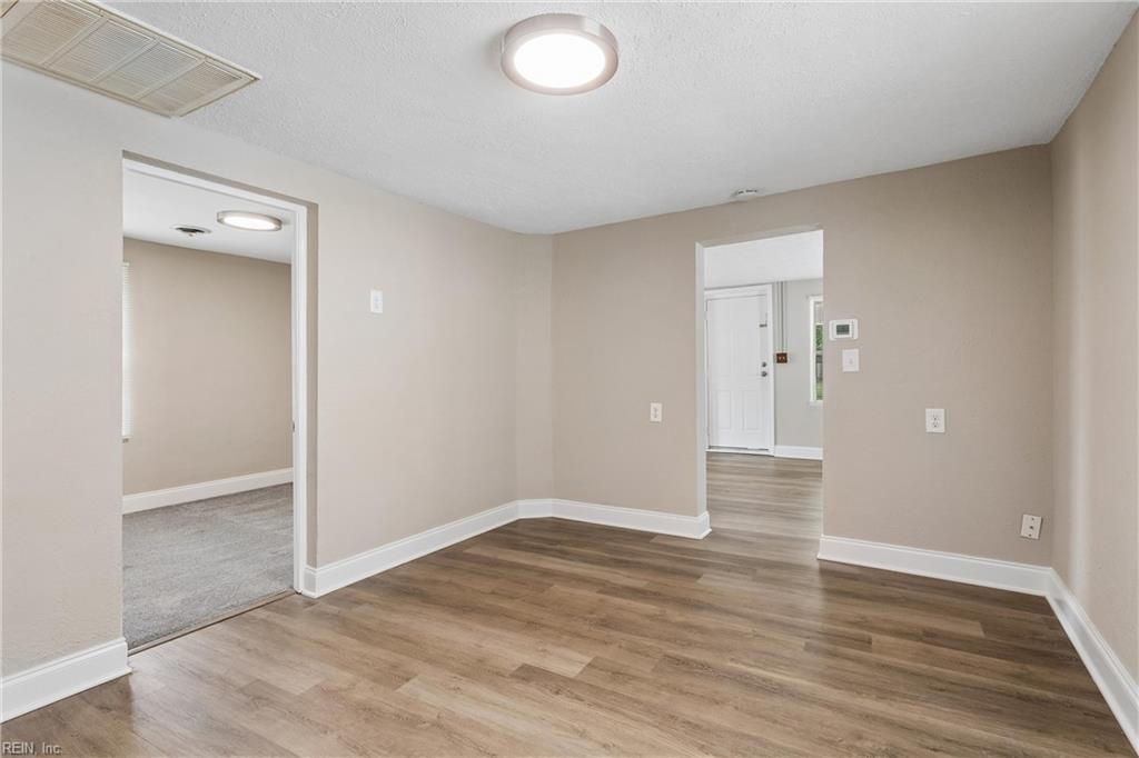 5909 Old Avenue Newport News VA 23605