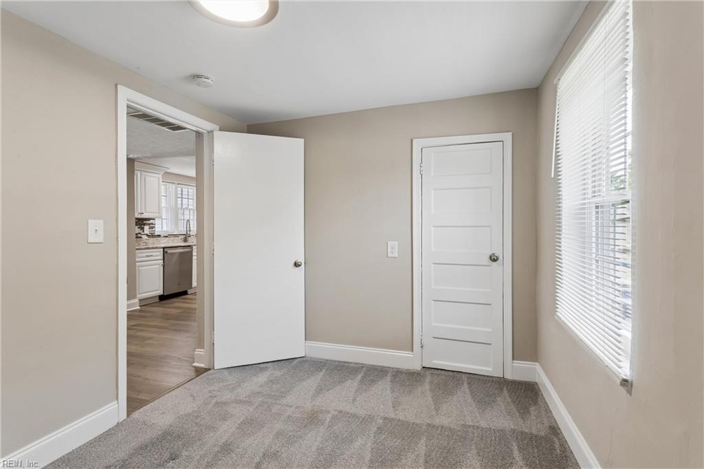 5909 Old Avenue Newport News VA 23605