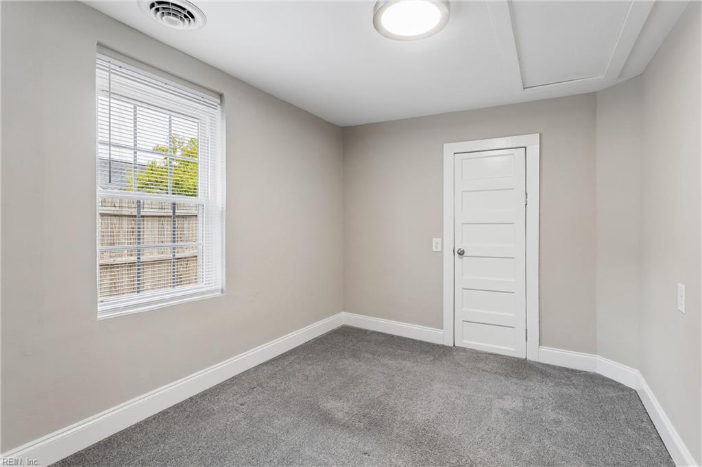 5909 Old Avenue Newport News VA 23605