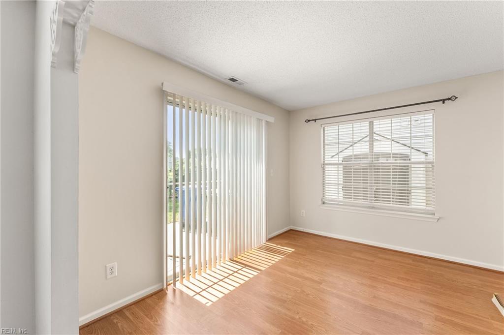 332 Town Pointe Way Newport News VA 23601
