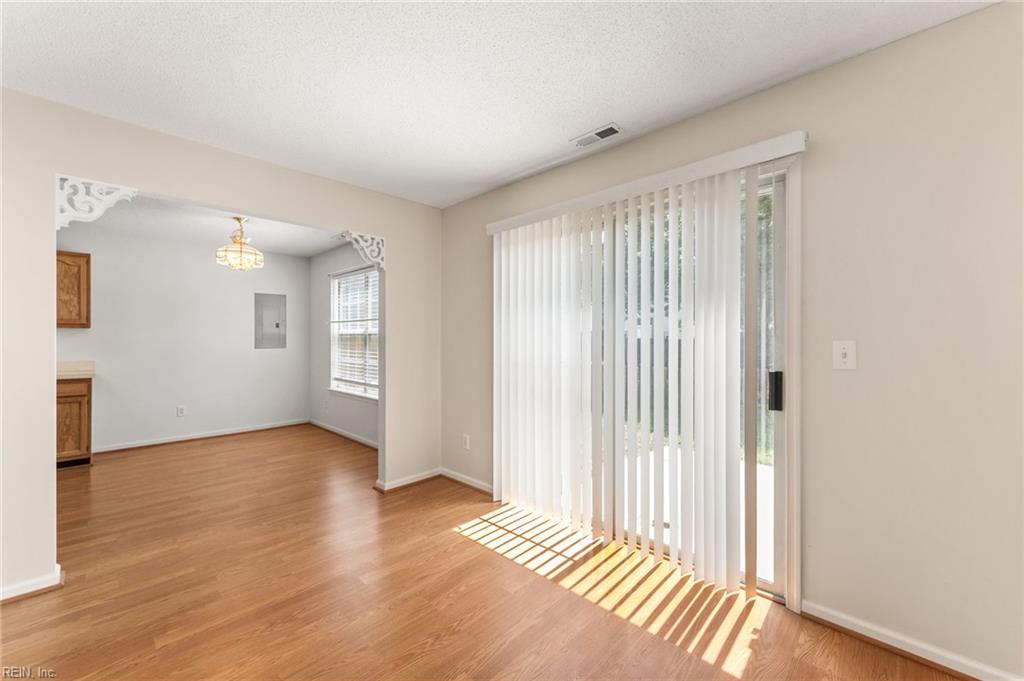 332 Town Pointe Way Newport News VA 23601